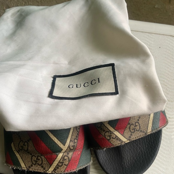Gucci Shoes Used Gucci Slides 00000 Authentic Small Tear On Bottoms